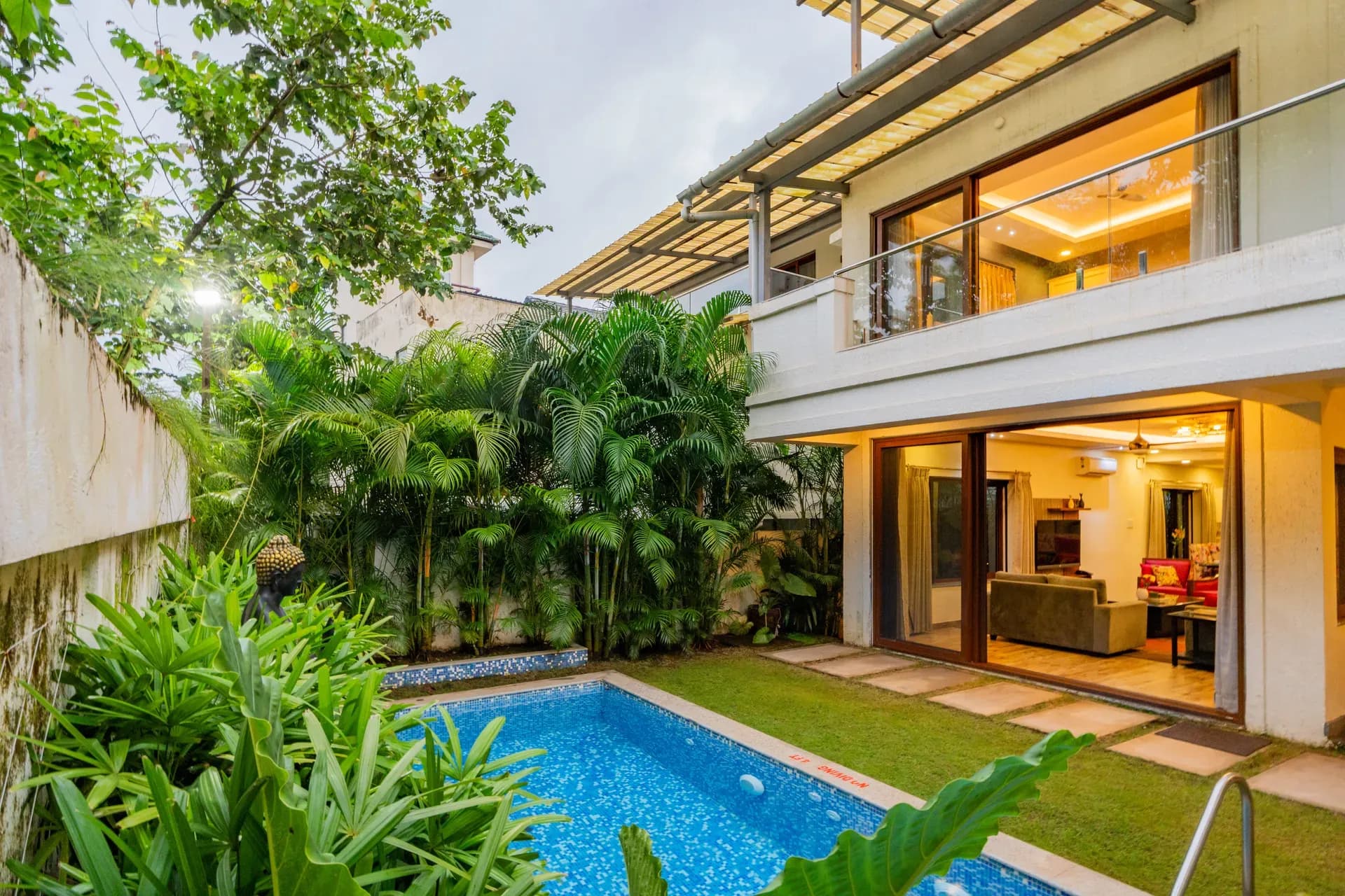 LT476 | Private pool villa with a garden & Outdoor Sitting Area