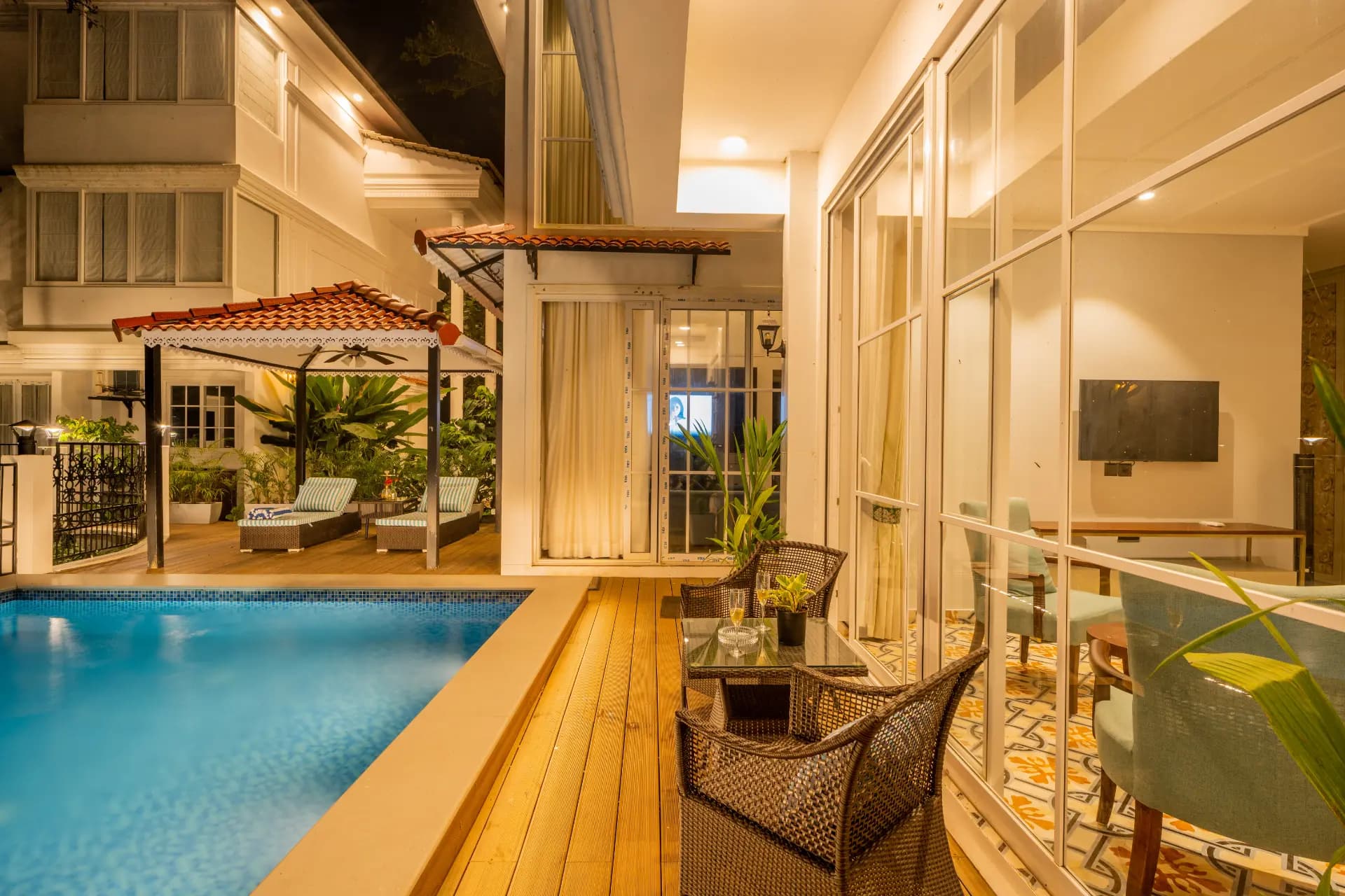 LT419(V2) | Private Pool , Jacuzzi , Gazebo