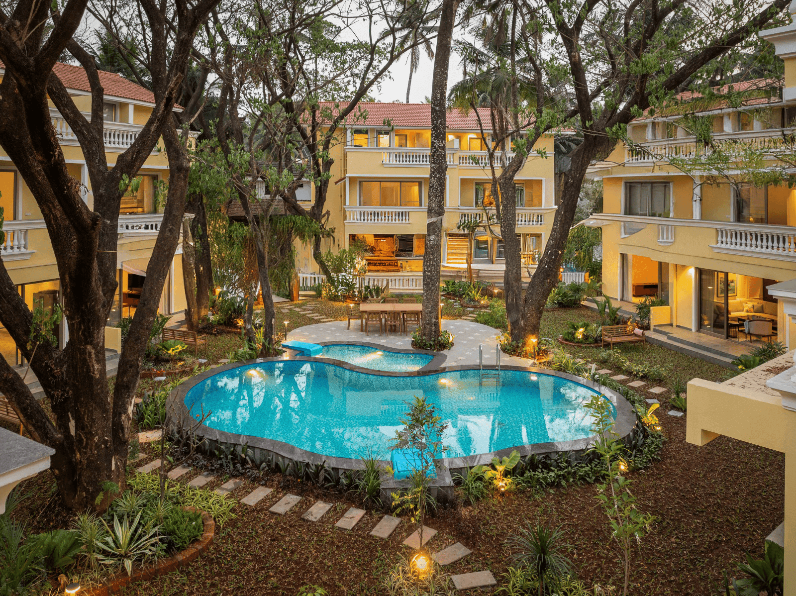 LT303S(V1) | Plunge Pool | Serene 3-BHK With Shared Pool & Lift; Near Popular Beaches