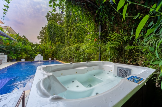 Jacuzzi