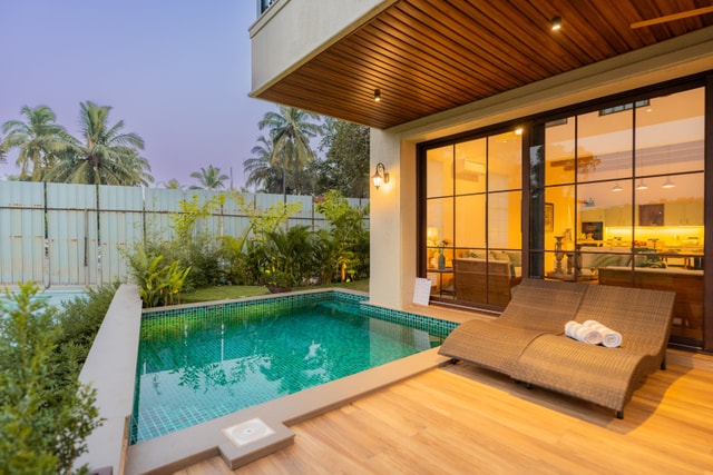 Outdoor  pool