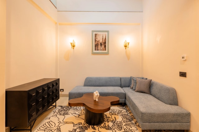 Lounge Den