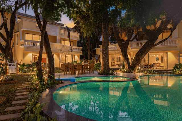 Private pool