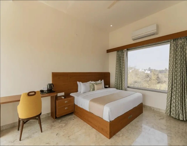 Bedroom 6