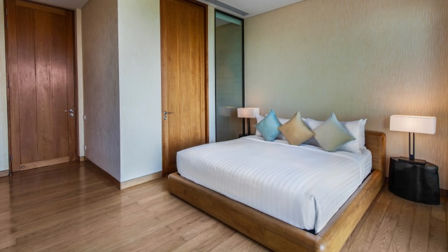 Bedroom 8