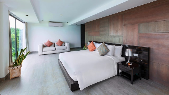 Bedroom 6