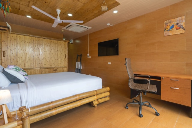 Bedroom 8