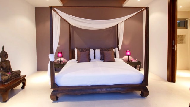 Bedroom 8