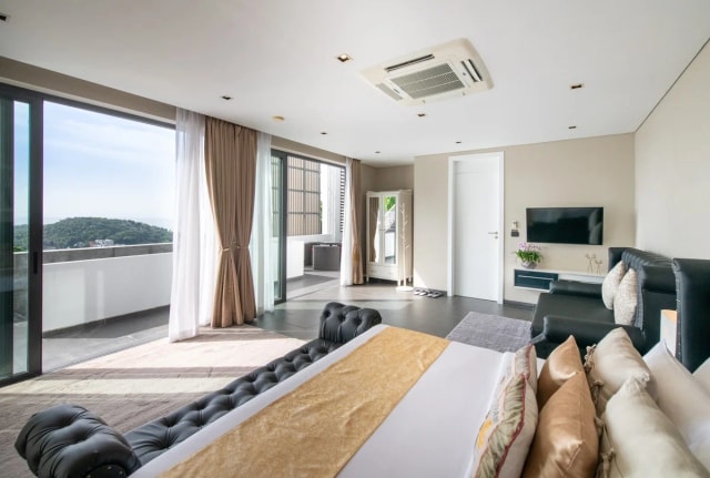 Bedroom 8