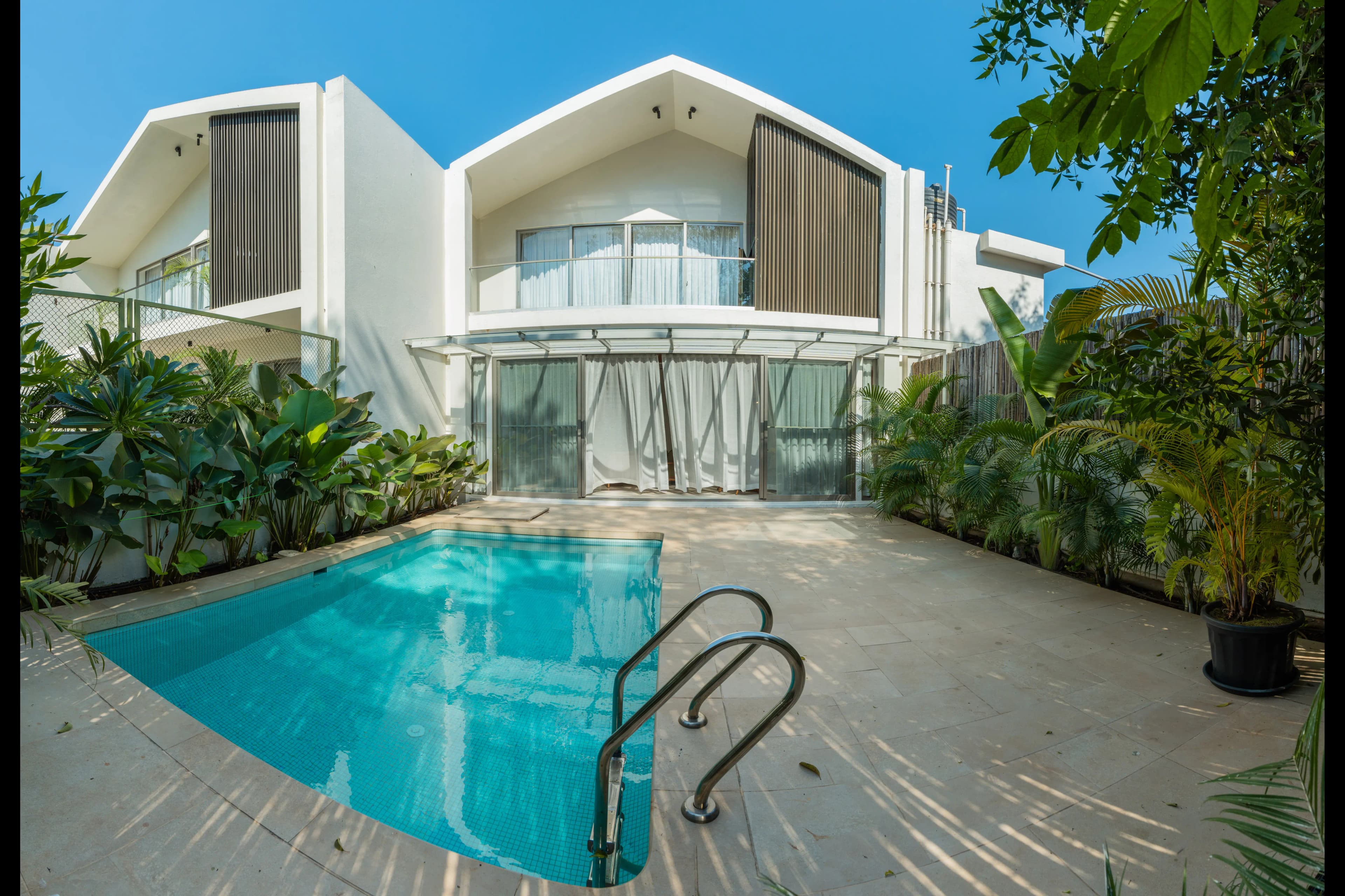 LT318(R9) | Exquisite 3-BHK Villa Near Vagator Beach With Private Pool