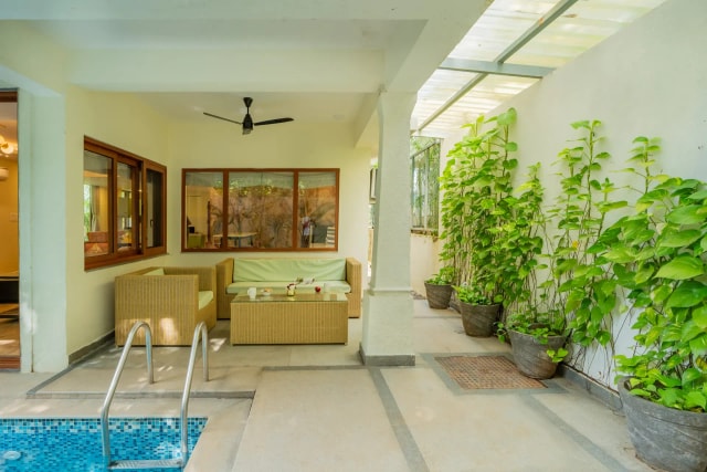 Outdoor sitting area