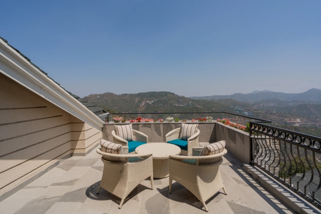 Sky Lounge