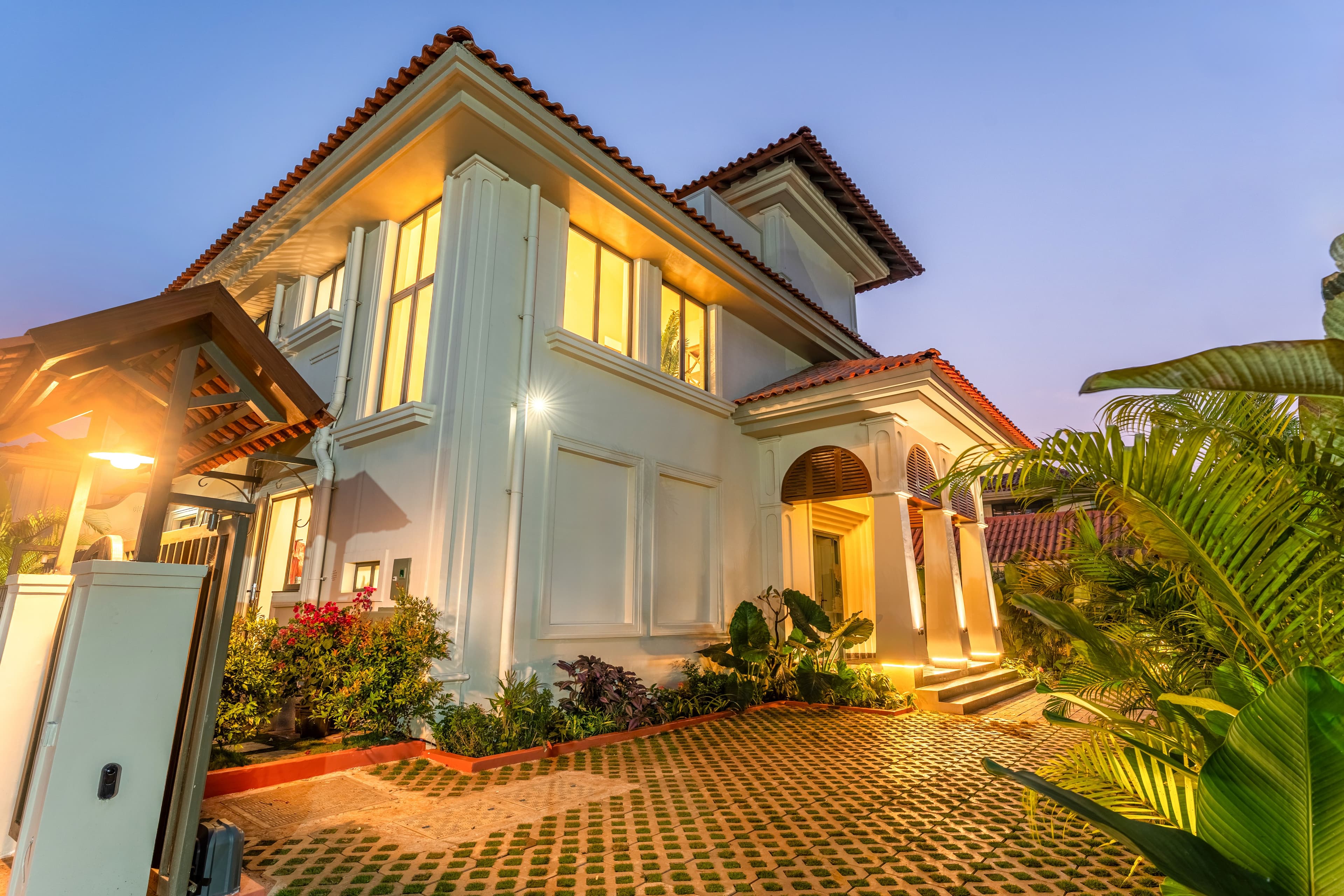 LT474 |Private Pool, Gazebo, and Patio Area | Close to Candolim Beach