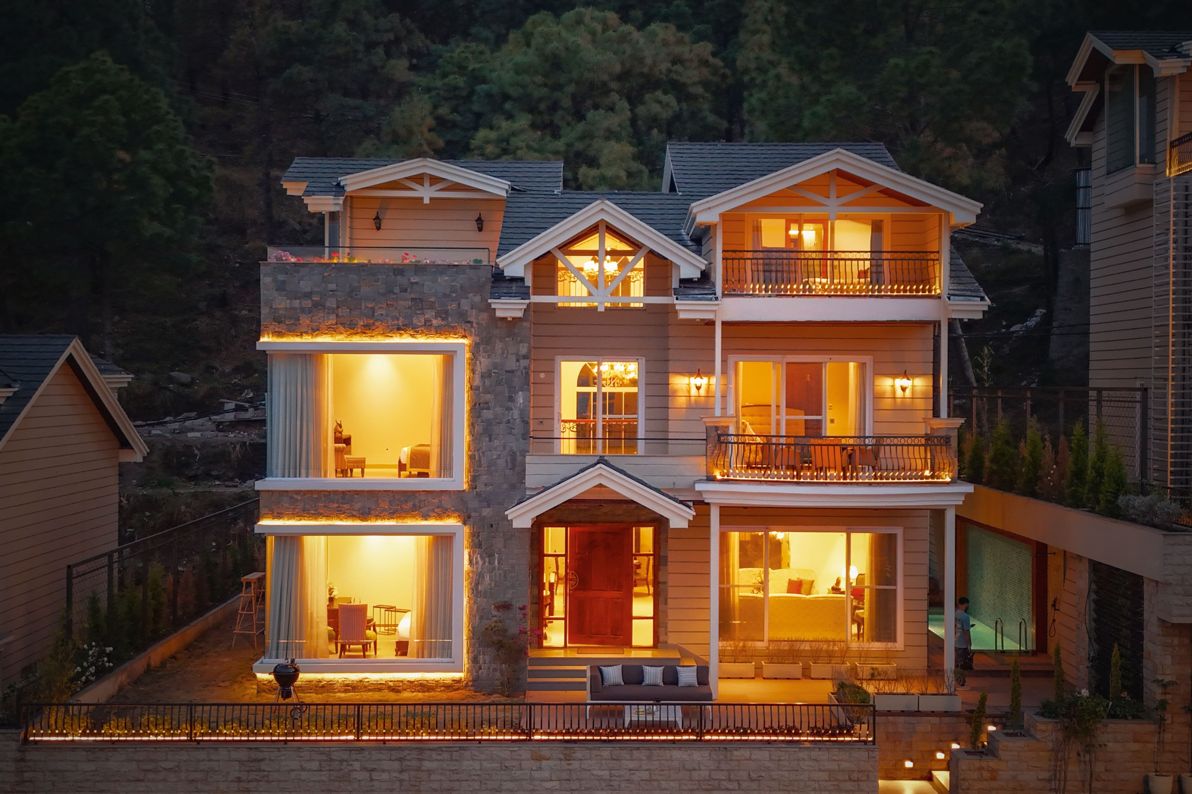 LTN411(V1) | Luxe 4-BHK Hilltop Villa With Jacuzzi, Private Pool, Clubhouse, & 360° Hill Views | Pet-friendly
