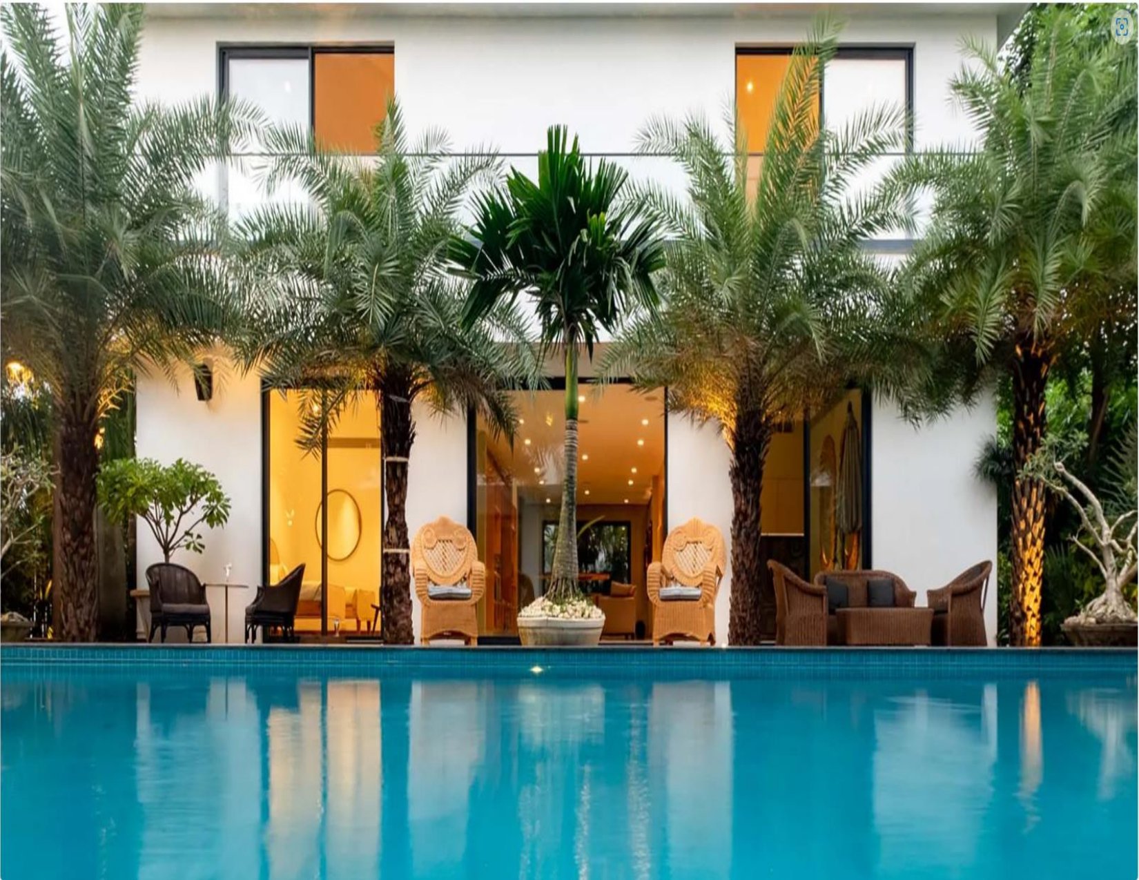 Luxury villas in Dona Paula, North Goa, India LT1016